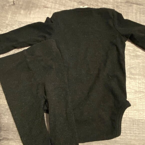 Baby Bodysuits & Leggings Set - Cloud & Stripe Patterns - Long Sleeve - Size 3-6 - Picture 7 of 7